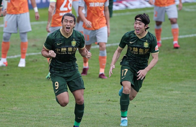 包含集结日中超焦点战；费耶诺德更衣室发声；目标明确；数据趋势出现新变化的词条